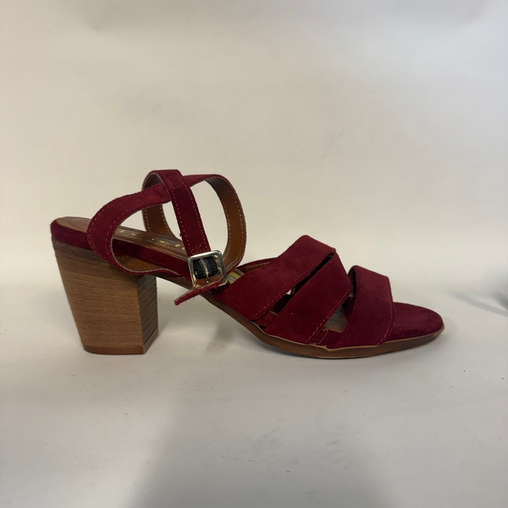 Mariella Made in Italy Burgundy Suede Strappy Block Heel Sandals Womens Size 6